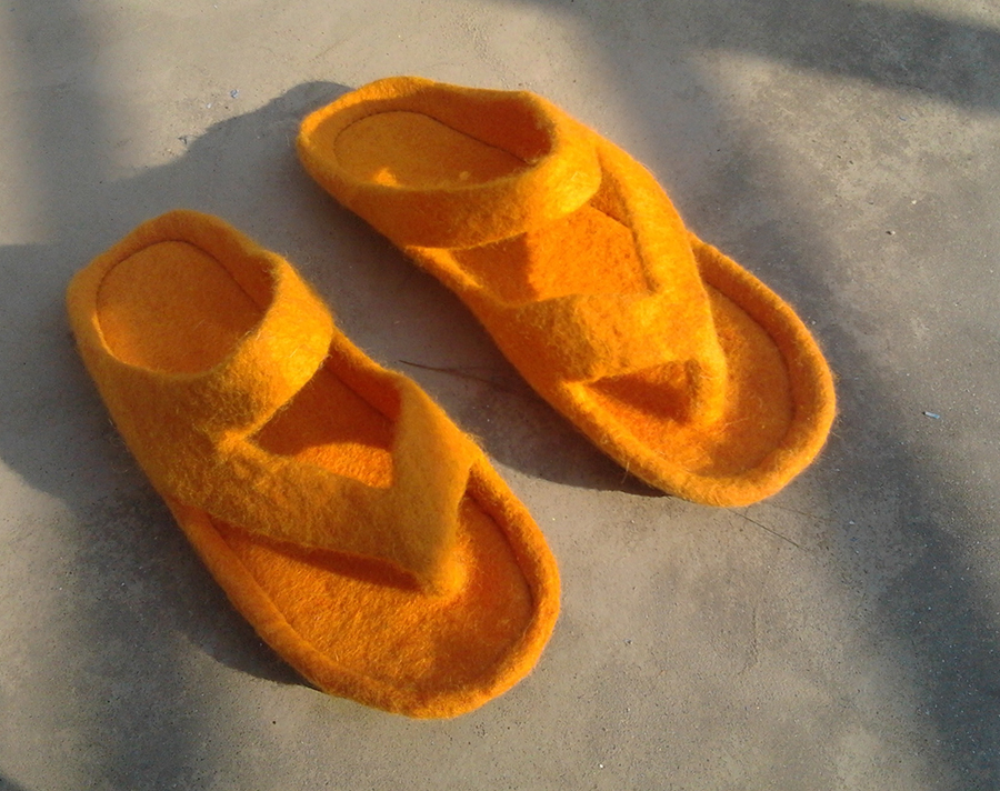 Mustard yellow open-toe felt slippers